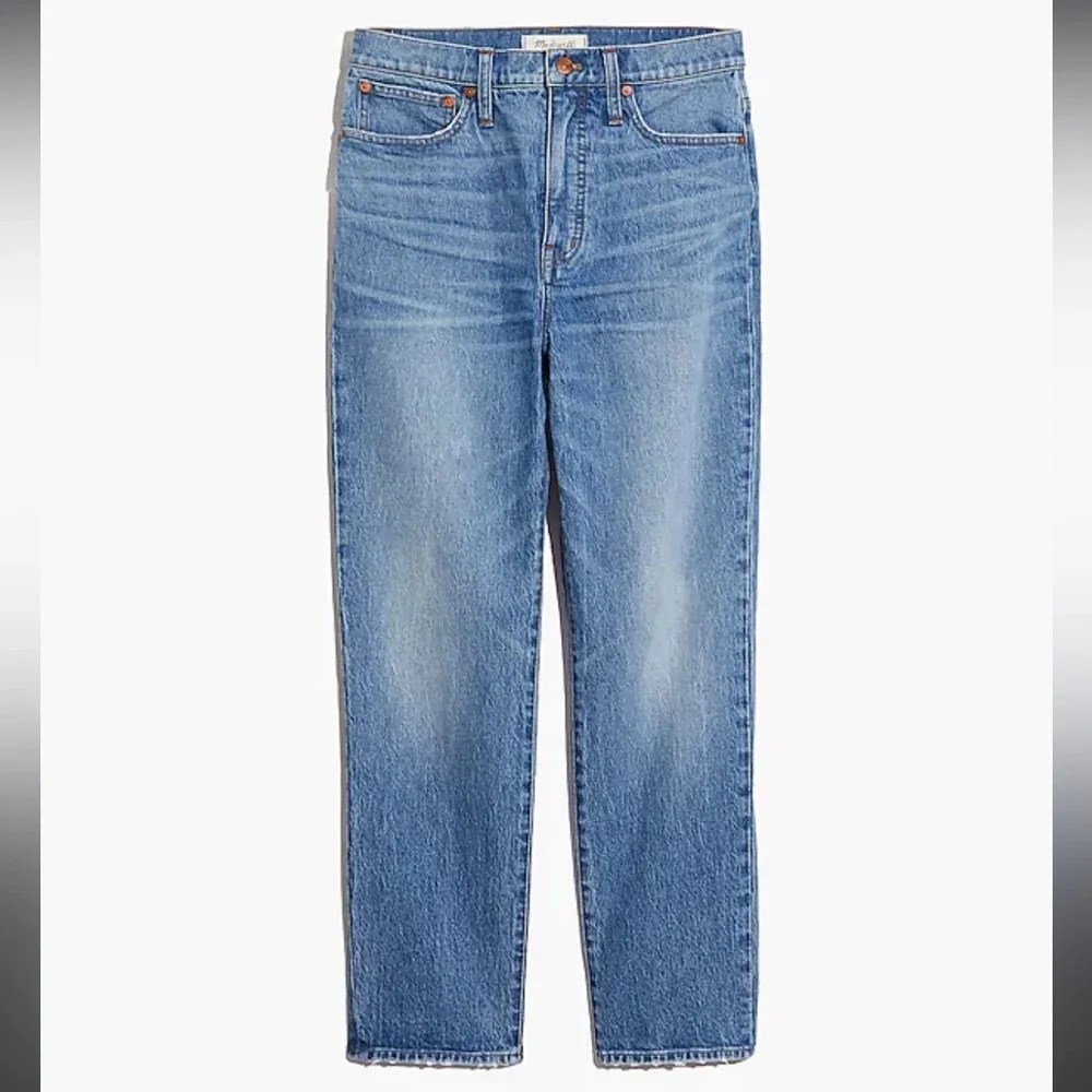 Madewell NWOT Classic Straight Jeans in Nearwood Wash - Picture 2 of 10